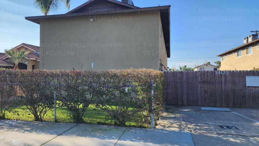 1405 Pacific St, Bakersfield, CA 93305