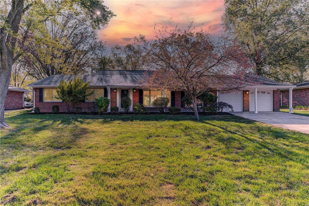 103 Graeser Acres, Saint Louis, MO 63146