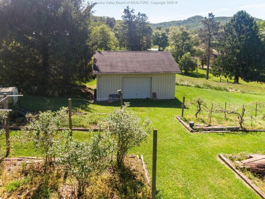 4479 Gauley Tpke, Heaters, WV 4 Bed, 3 Bath SingleFamily Home 33