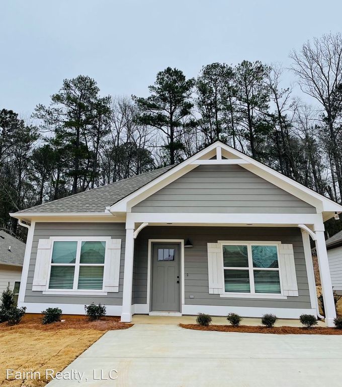 4031 Ashley Dr, Leeds, AL 35094