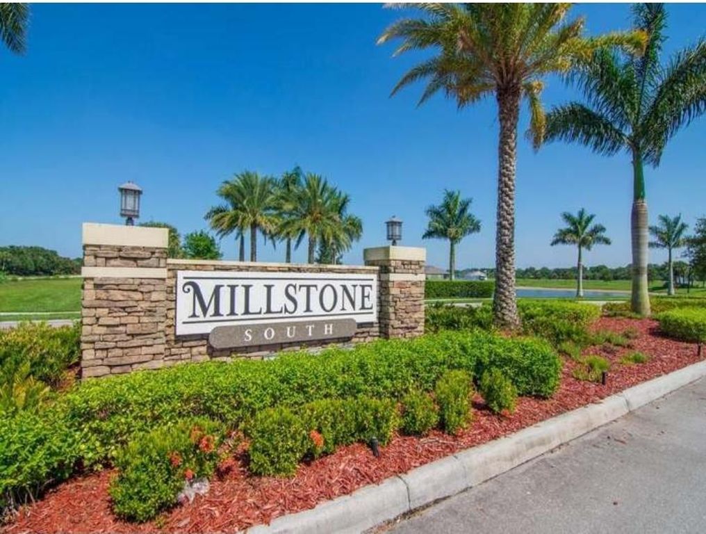 22 Stratton Ter SW, Vero Beach, FL 32968