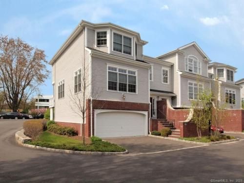 30 Southport Pl #30, Southport, CT 06890