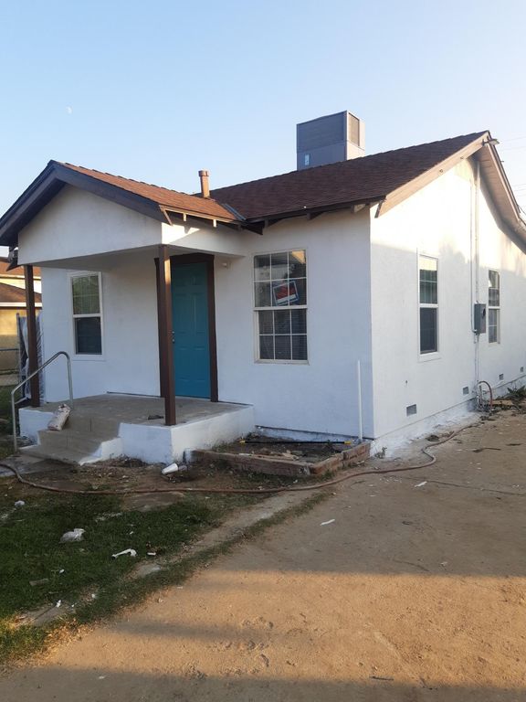 113 Decatur St, Bakersfield, CA 93308