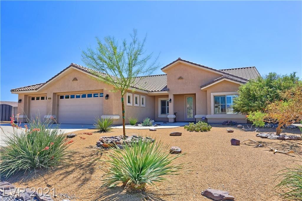 4961 E Ridgewood Dr, Pahrump, NV 89061