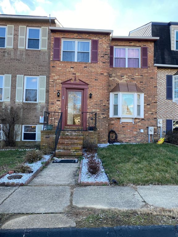 21114 Two #2, Crofton, MD 21114