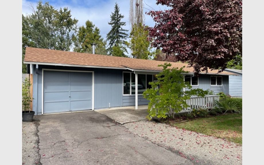 13625 SW Devonshire Dr, Beaverton, OR 97005