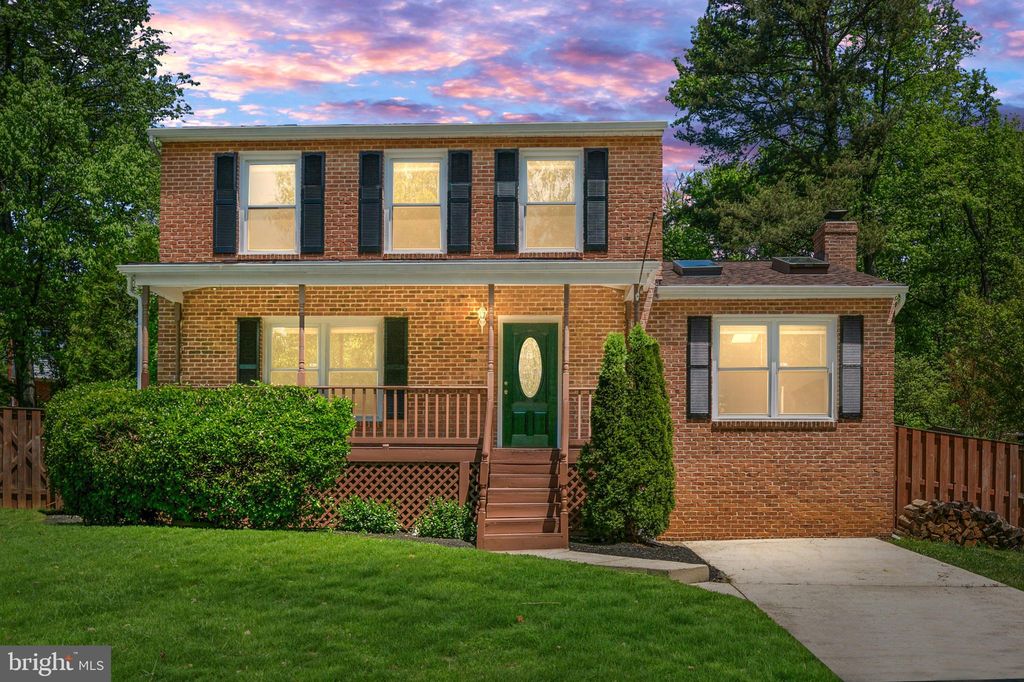 3213 Cheverly Hills Ct, Landover, MD 20785