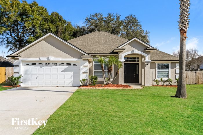 1061 Waterfall Dr, Jacksonville, FL 32225