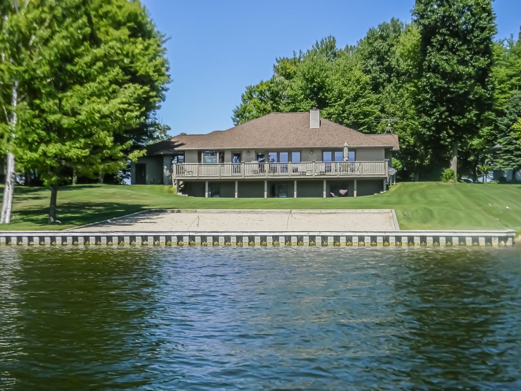 10463 E Royal Rd, Stanwood, MI 49346 Trulia