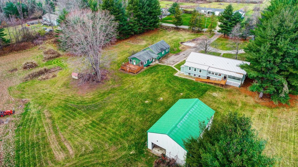 7484 County Road 183, Fredericktown, OH 43019