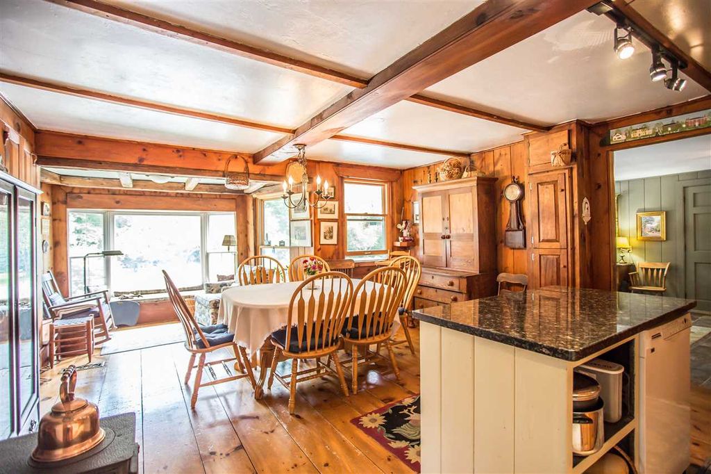 15 Old Hancock Rd, Hancock, NH 3 Bed, 3 Bath SingleFamily Home 40