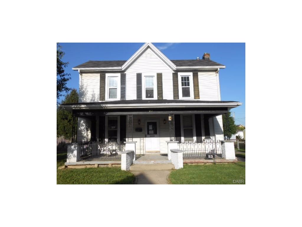 23 S  9th St, Miamisburg, OH 45342