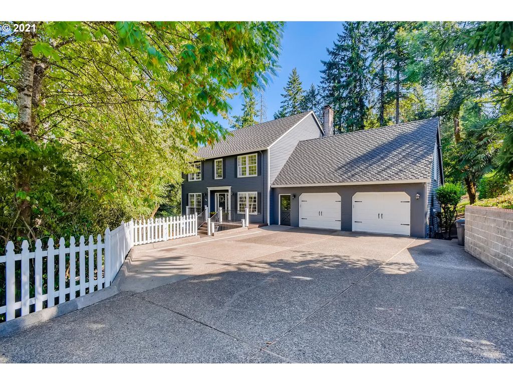1500 Morning Sky Ct, Lake Oswego, OR 97034