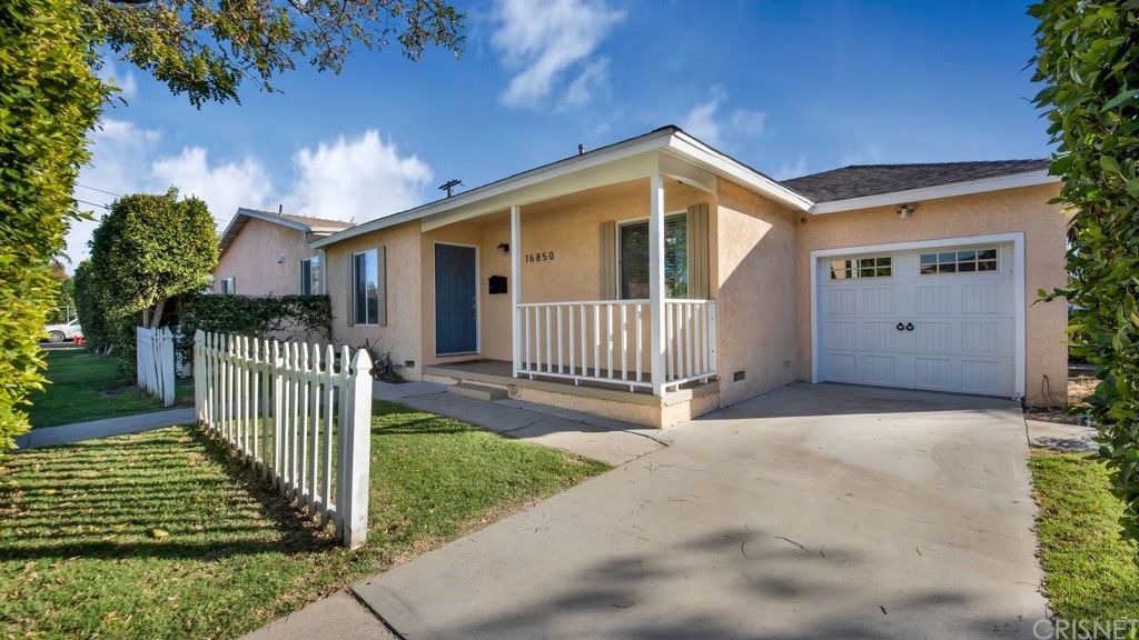 16850 Covello St, Van Nuys, CA 91406