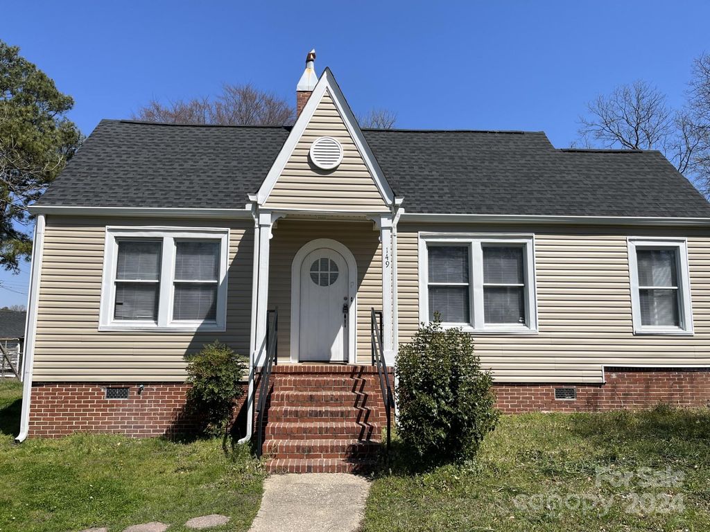 149 Wylie St, Chester, SC 29706
