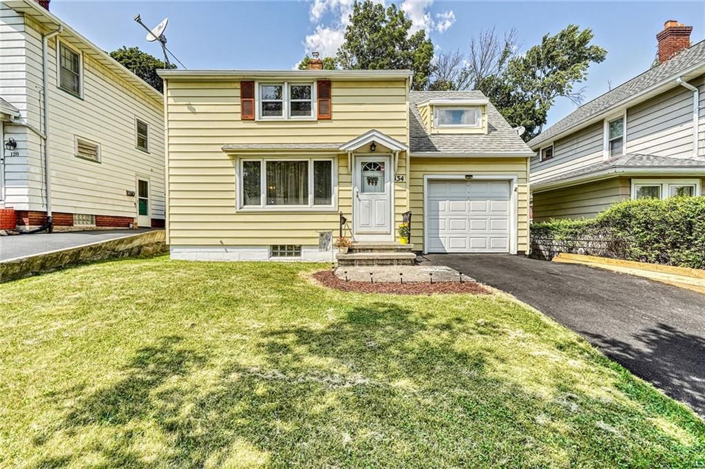 134 Culver Pkwy, Rochester, NY 14609