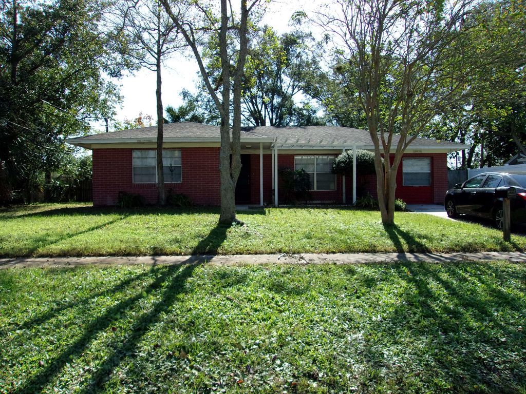 10936 S Indies Dr, Jacksonville, FL 32246