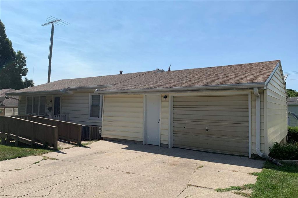 1005 9th St, Wisner, NE 68791 Trulia