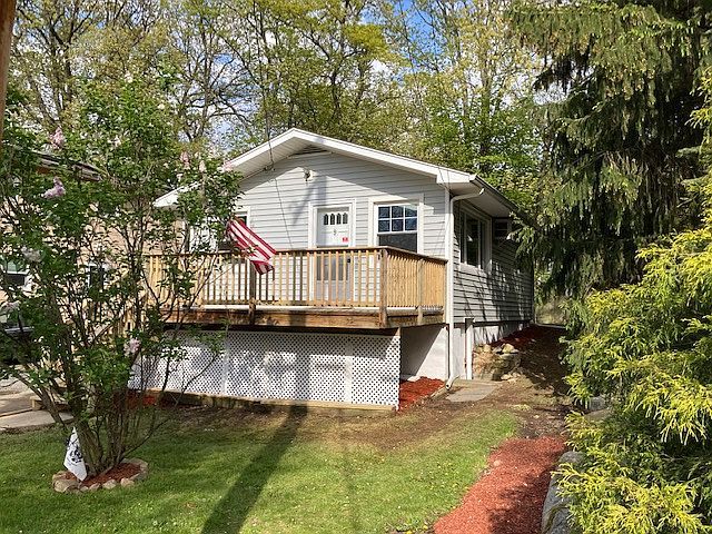 139 Windsor Ave, Hopatcong, NJ 07843