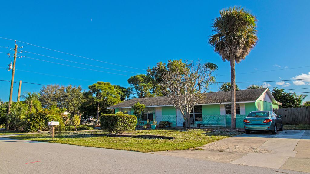 2400 NE Rustic Way, Jensen Beach, FL 34957 Trulia