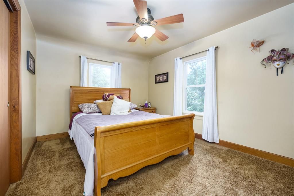 28 Willard Ave E, Battle Creek, MI 49037