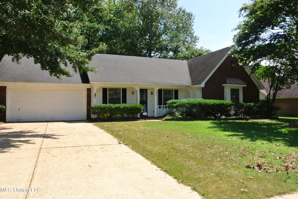 7778 Stacey Dr, Southaven, MS 38671