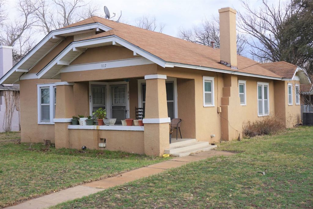 807 W 12th St, Brady, TX 76825 Trulia