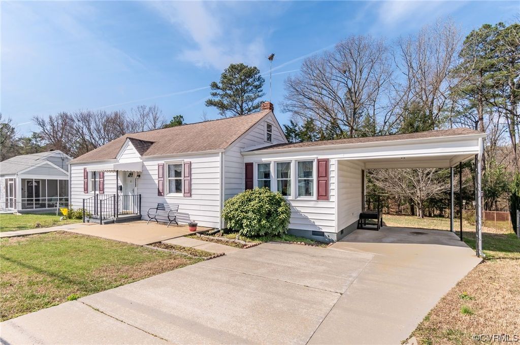 2312 Wakefield Ave, Colonial Heights, VA 23834