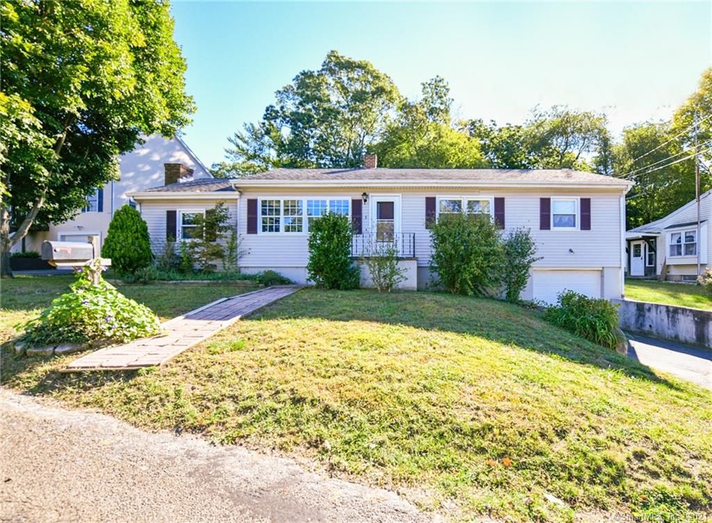 5 High Plains Rd, Shelton, CT 06484
