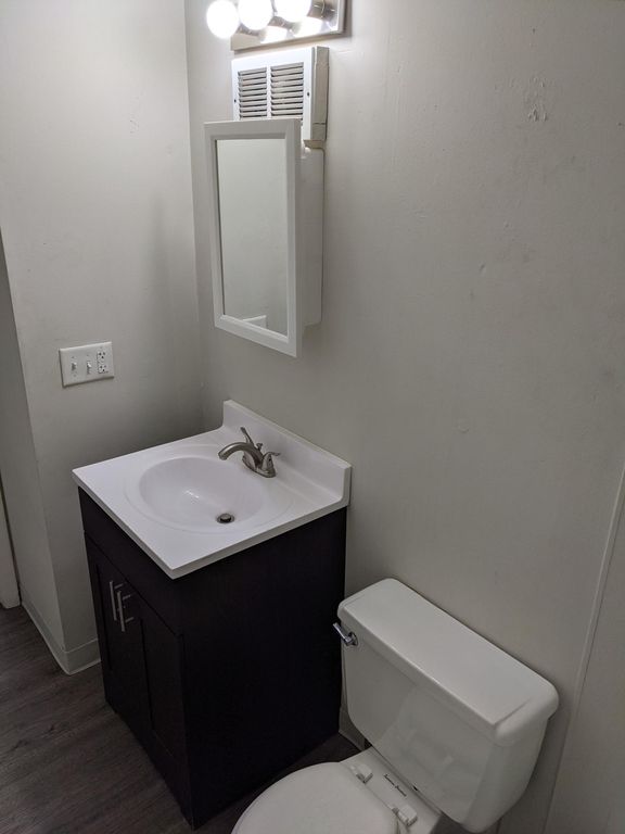 409 W Elm St #3, Urbana, IL 61801