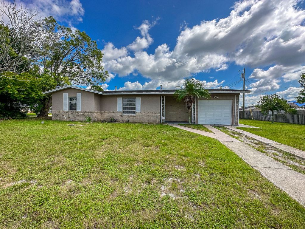 1309 Saxon Blvd, Deltona, FL 32725 Trulia