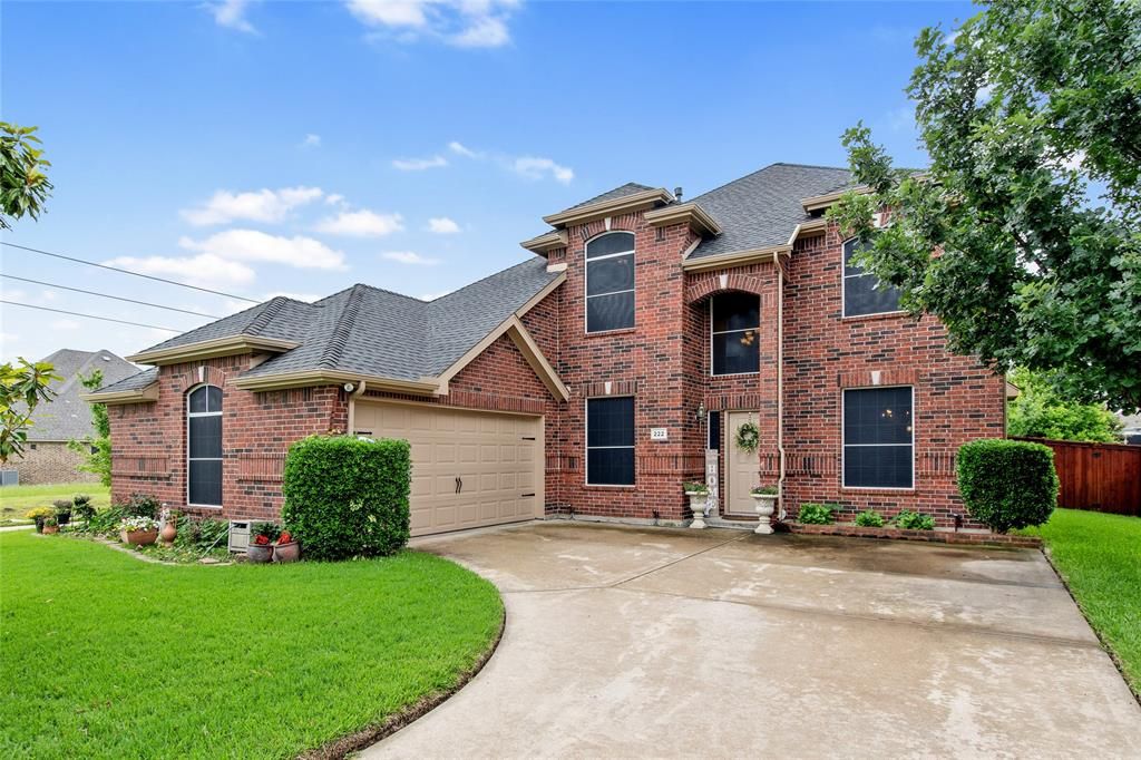 222 Joseph Dr, Red Oak, TX 75154