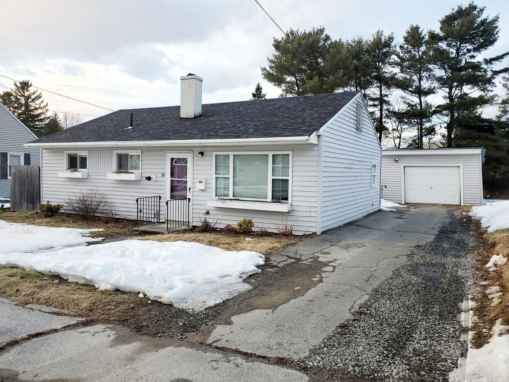 26 Lincoln Street, Brewer, ME 04412