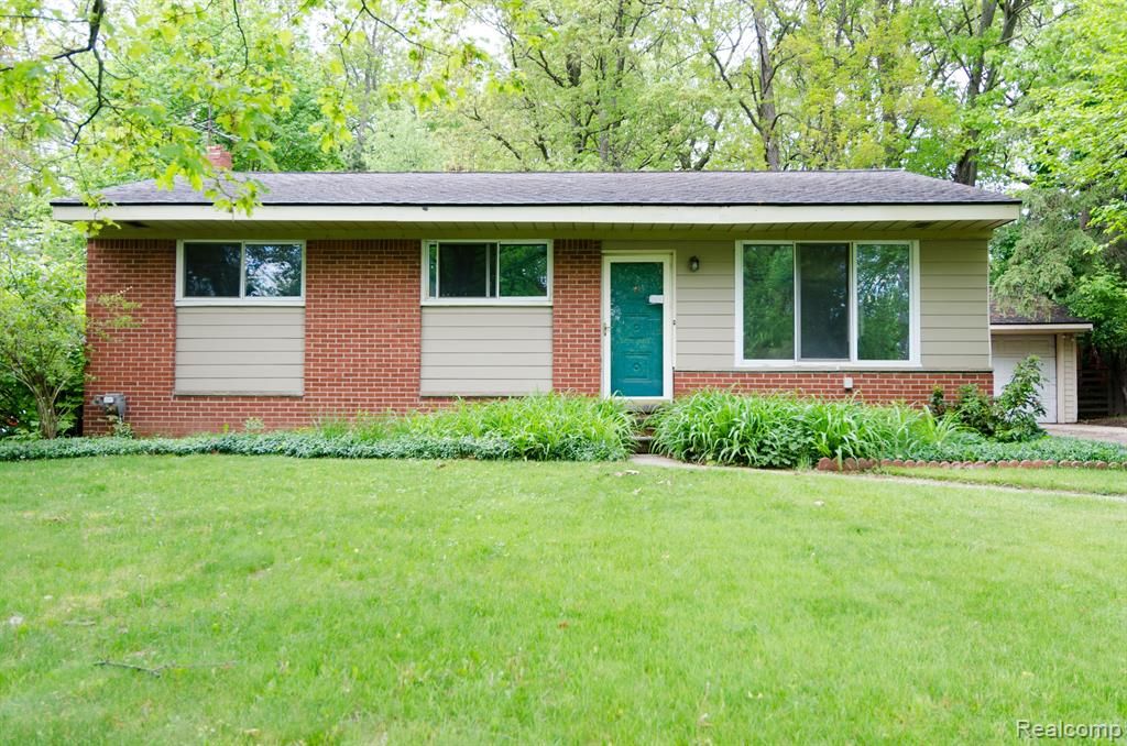 371 Lorberta Ln, Waterford, MI 48328 Trulia