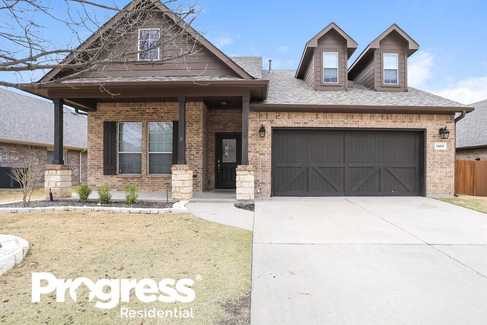 1400 Ocotillo Ln, Fort Worth, TX 76177