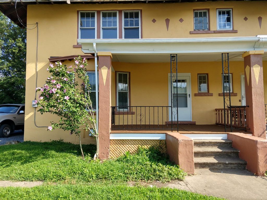 2279 Sans Souci Pkwy, Hanover Township, PA 18706