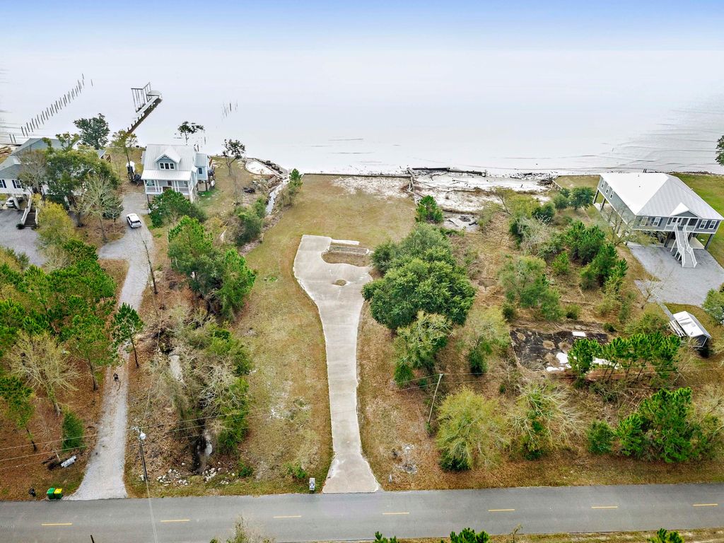 5027 E Belle Fontaine Dr, Ocean Springs, MS 39564 Trulia