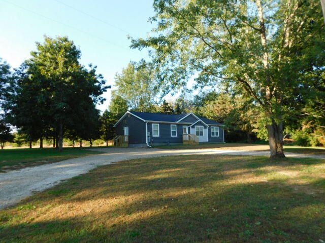 131 Burch Rd, Coldwater, MI 49036