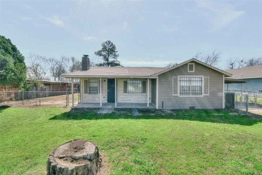 5804 Whittlesey Rd, Fort Worth, TX 76119