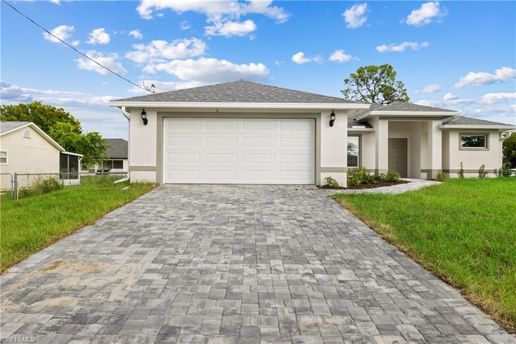 418 SW 31st Ave, Cape Coral, FL 33991