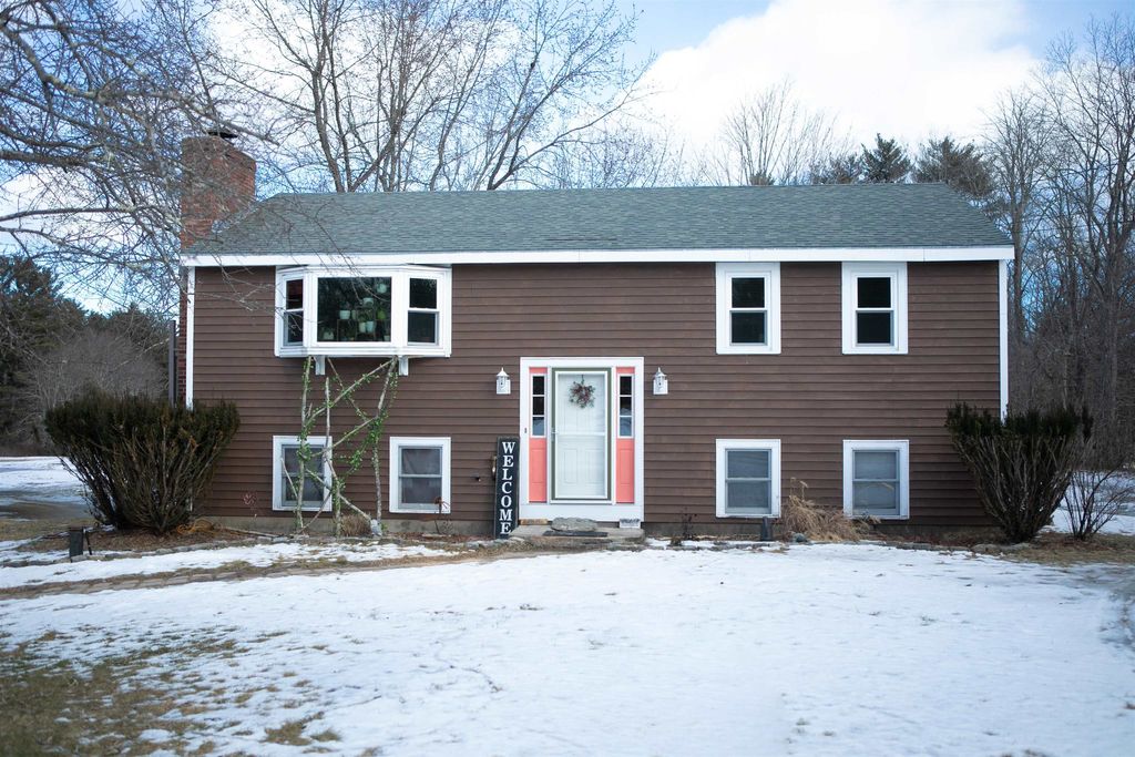 245 Wadleigh Falls Road, Lee, NH 03861