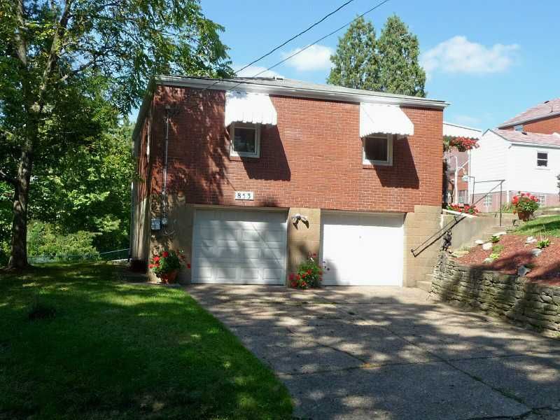 853 Ridge Rd, Bridgeville, PA 2 Bed, 1 Bath SingleFamily Home 14