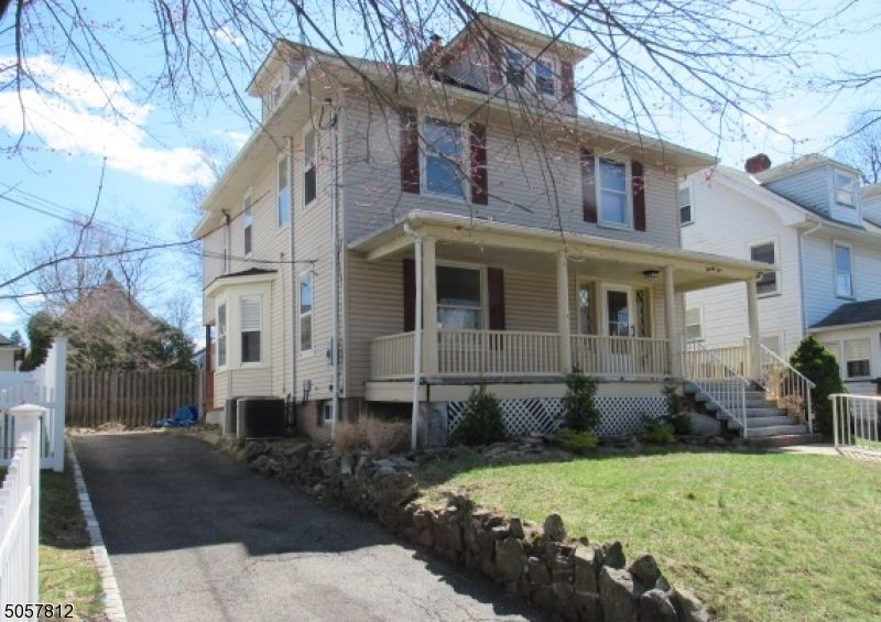 25 Malvern Pl, Verona, NJ 07044