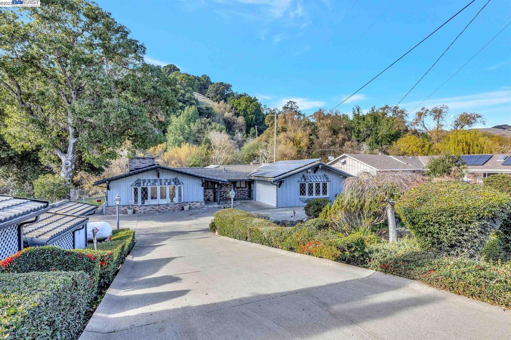 8160 Crow Canyon Rd, Castro Valley, CA 94552 Trulia