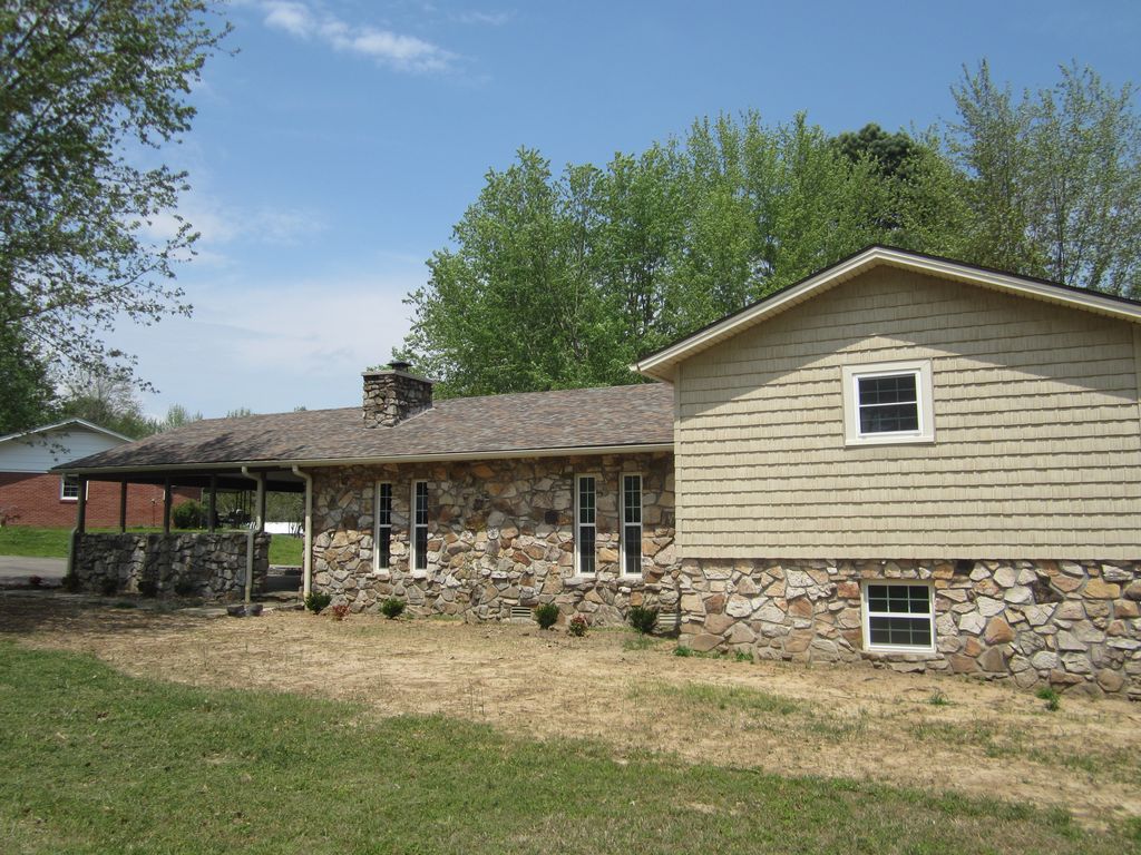 1031 Dogwood Dr, Piggott, AR 72454 Trulia