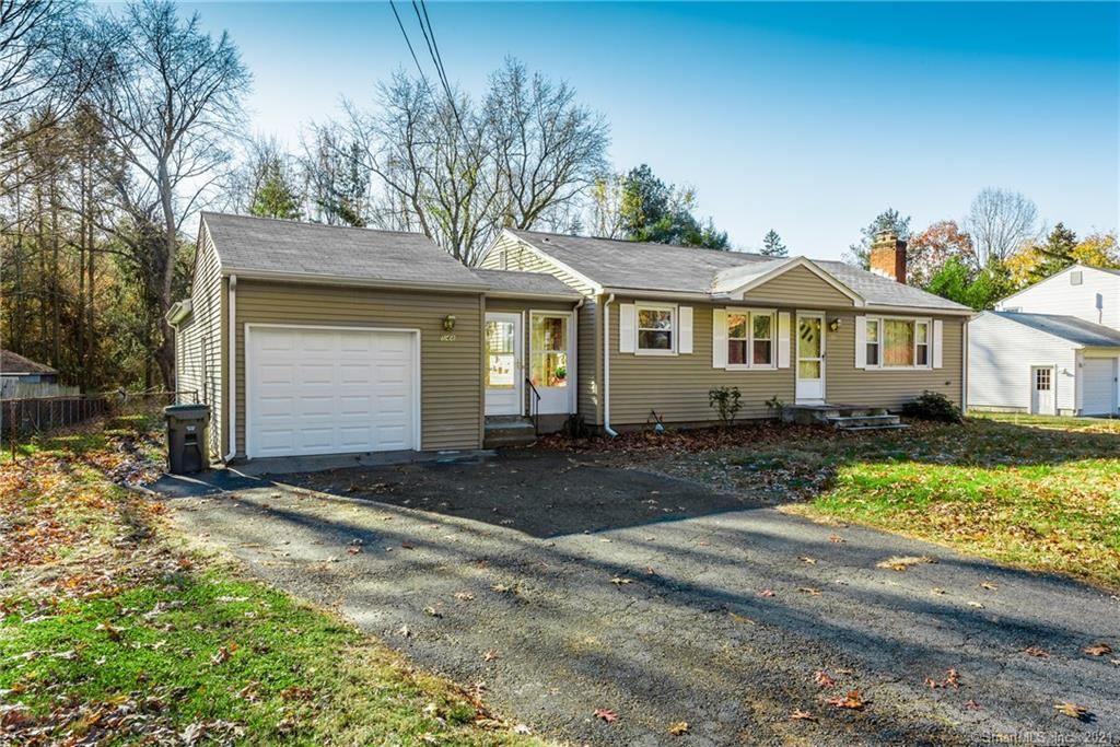 548 Wetherell St, Manchester, CT 06040