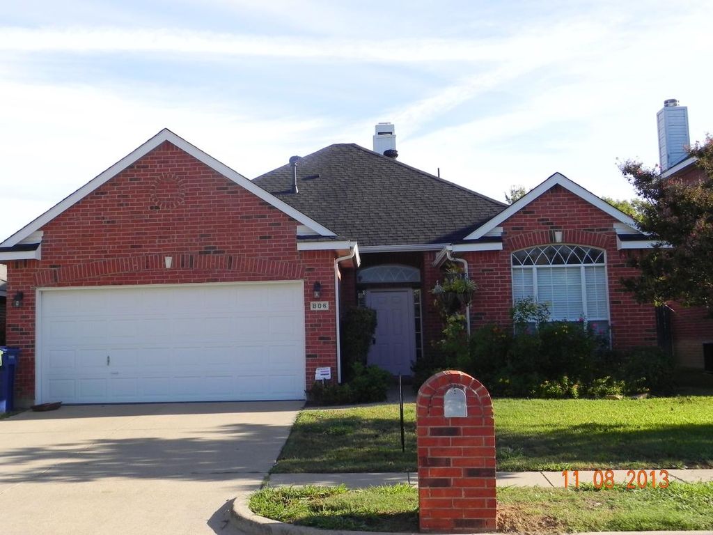 806 Bard Dr, Garland, TX 75040