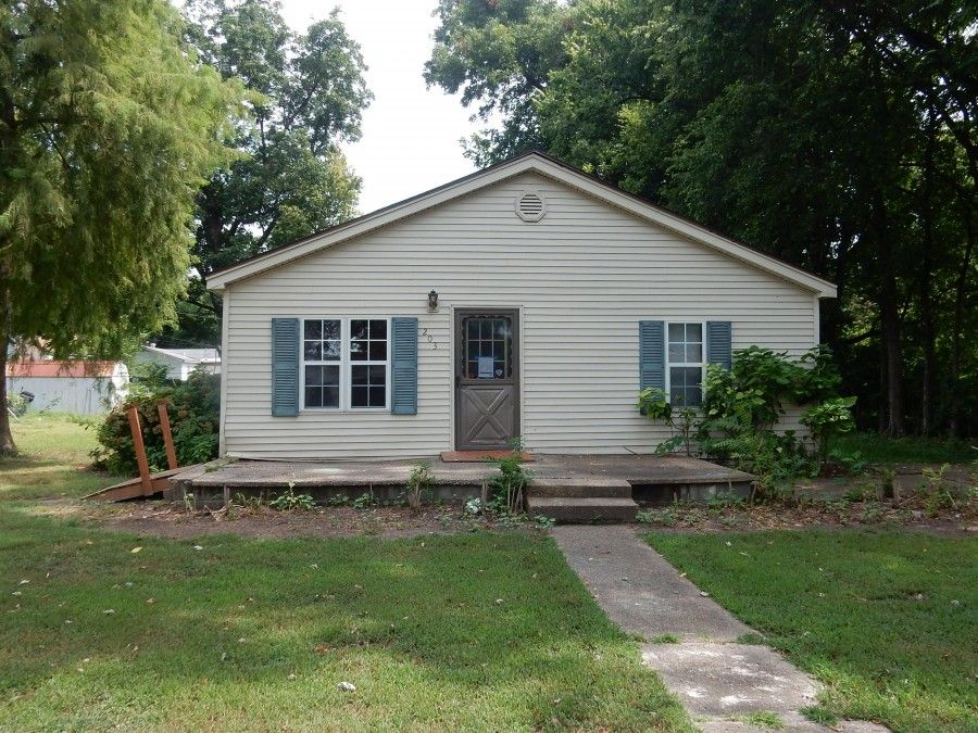203 E 11th St, Caruthersville, MO 63830 Trulia