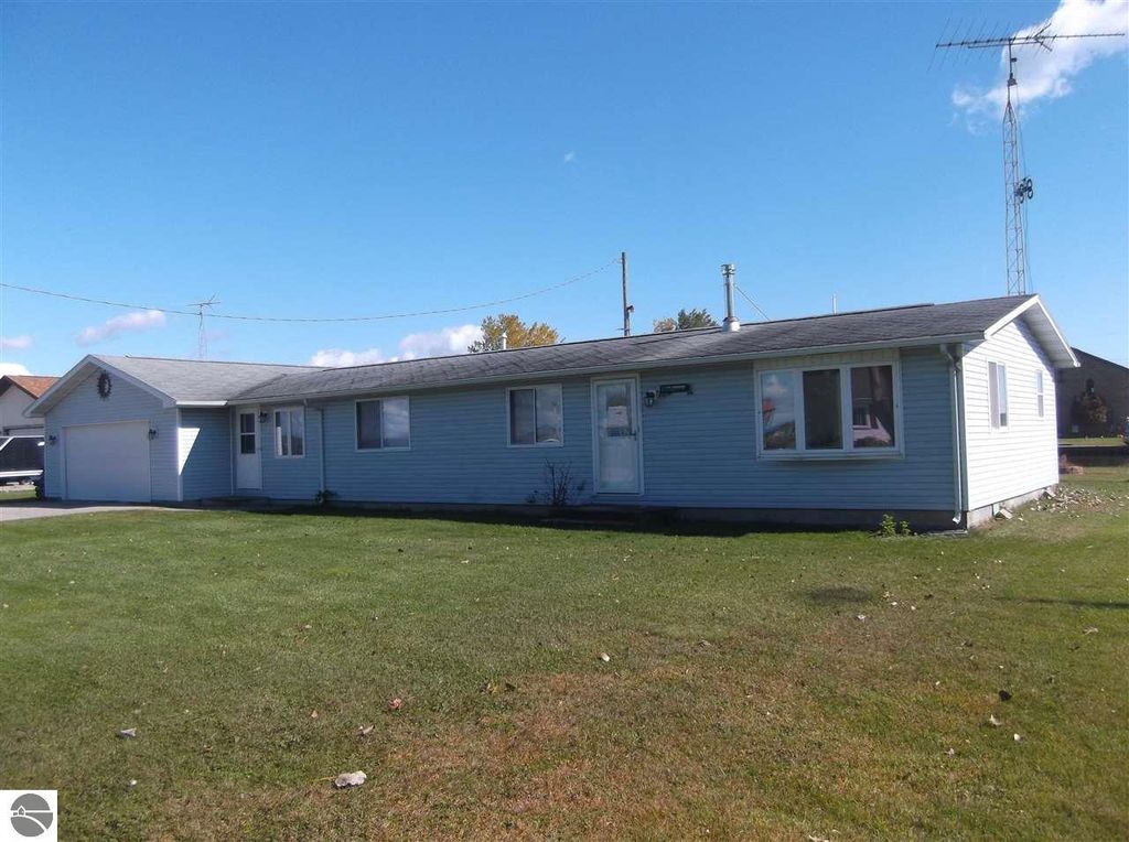 4551 Lake Superior Dr, Standish, MI 48658 Trulia