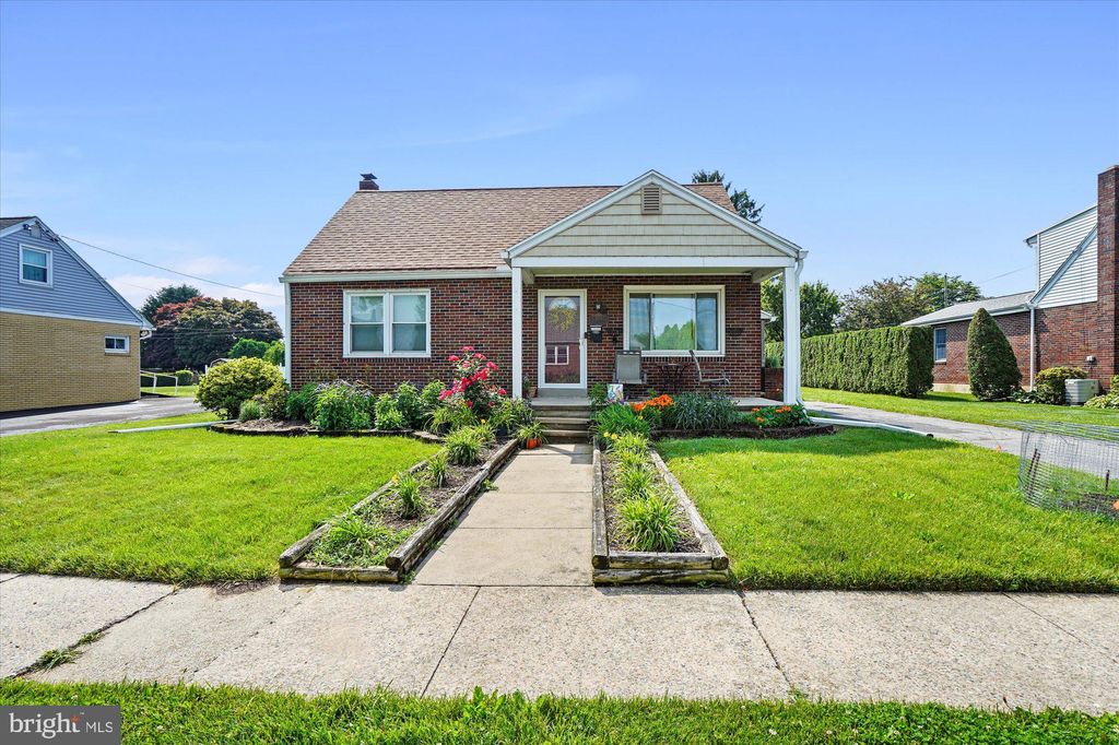 2816 Garfield Ave, West Lawn, PA 19609 Trulia